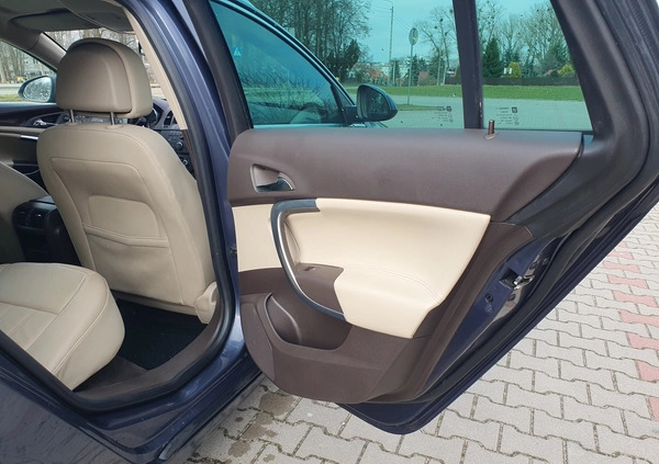 Opel Insignia cena 24900 przebieg: 238000, rok produkcji 2010 z Nidzica małe 781